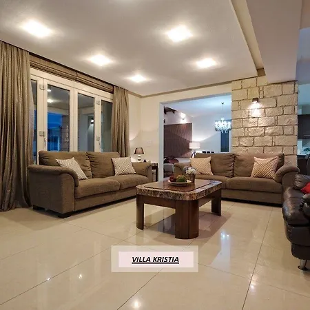 Kristia Villa