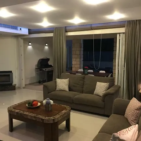 Vila Kristia Paphos