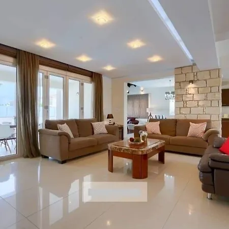 Villa Kristia