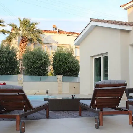 Villa Kristia *