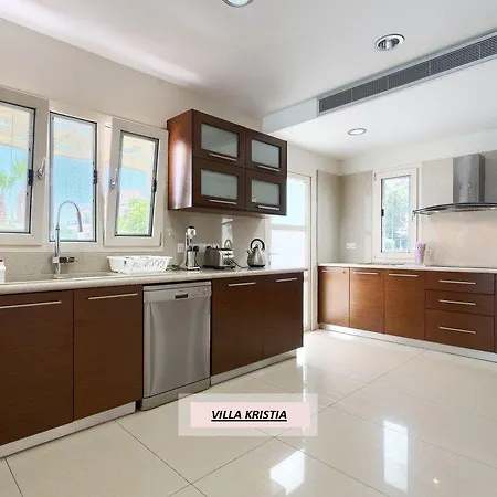 Villa Kristia *